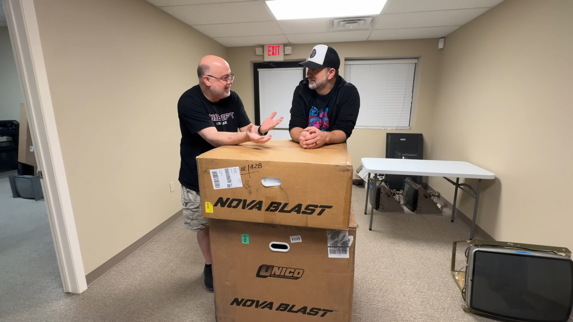 Unico Nova Blast candy cab unboxing and build