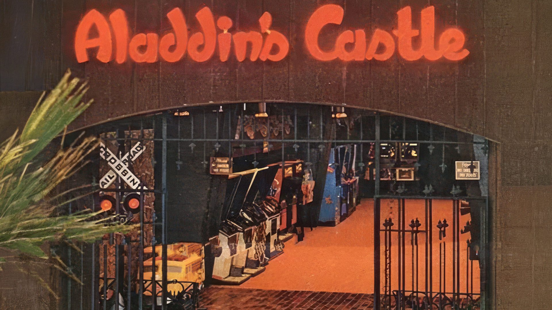 Aladdin's Castle in Mall 1980s